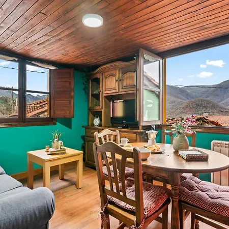 Apartment Montegrande, Entorno Magico Rodeado De Montanas La Plaza