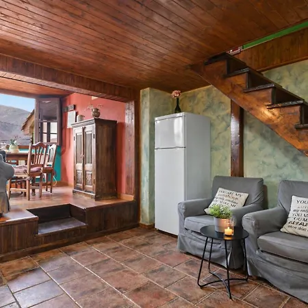 Montegrande, Entorno Magico Rodeado De Montanas * La Plaza