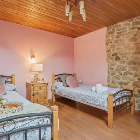 Montegrande, Entorno Magico Rodeado De Montanas Apartment