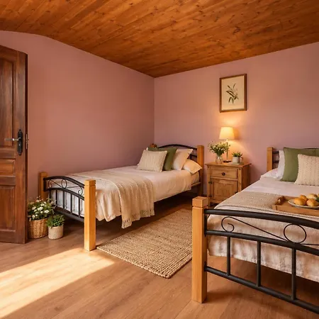 Apartment Montegrande, Entorno Magico Rodeado De Montanas La Plaza